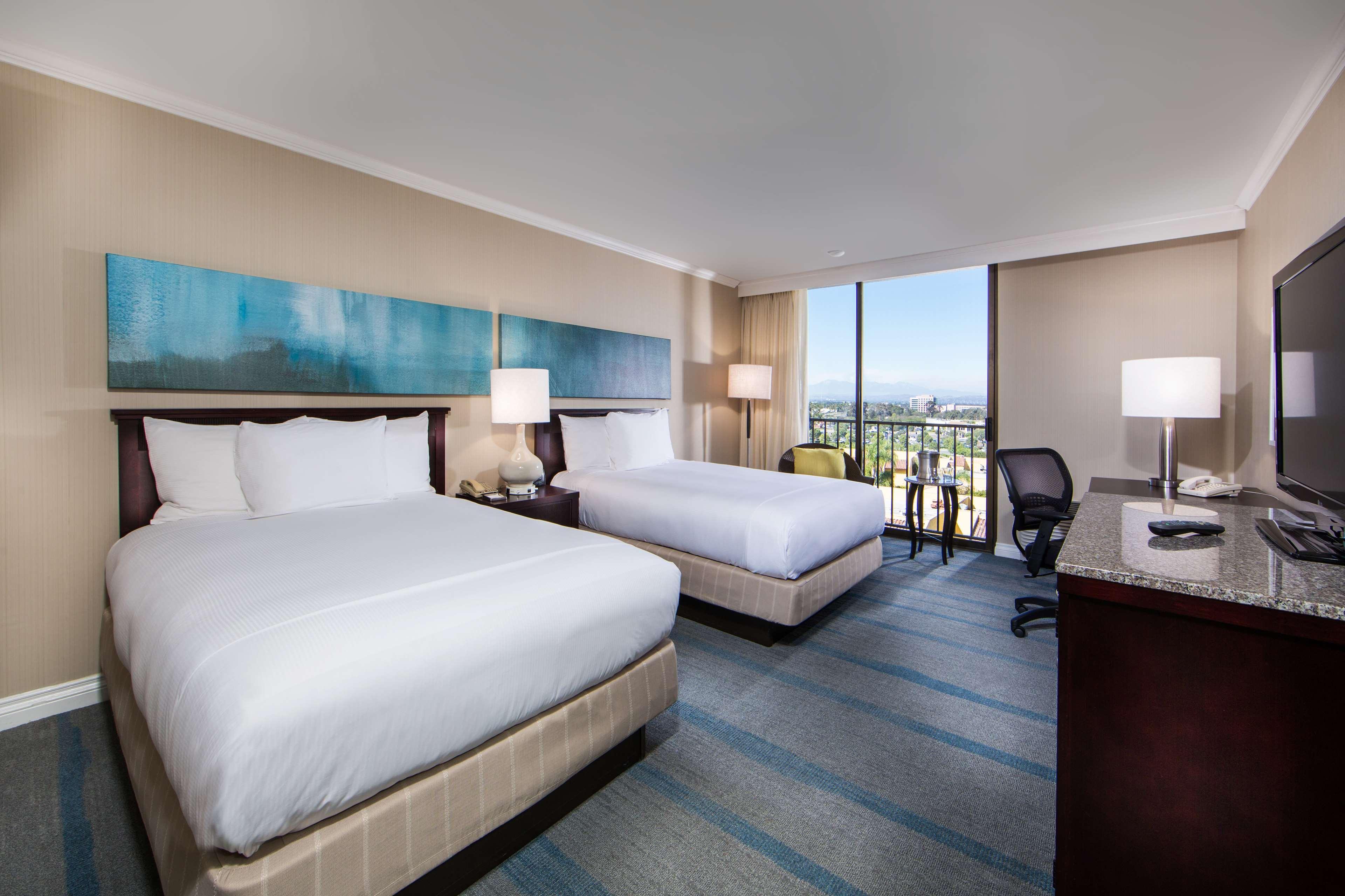 Hotel Hilton Irvine/Orange County Airport Exterior foto