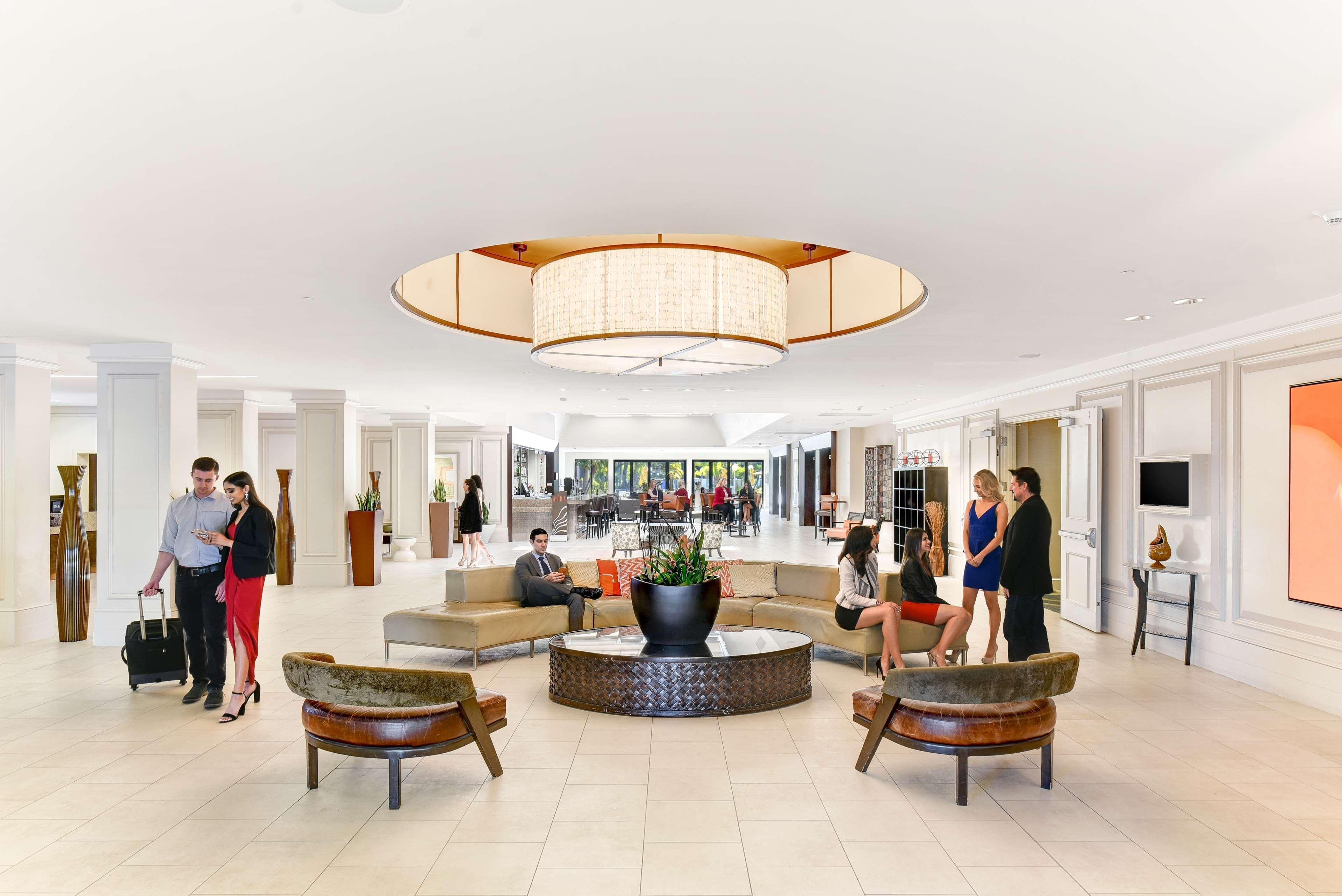 Hotel Hilton Irvine/Orange County Airport Exterior foto
