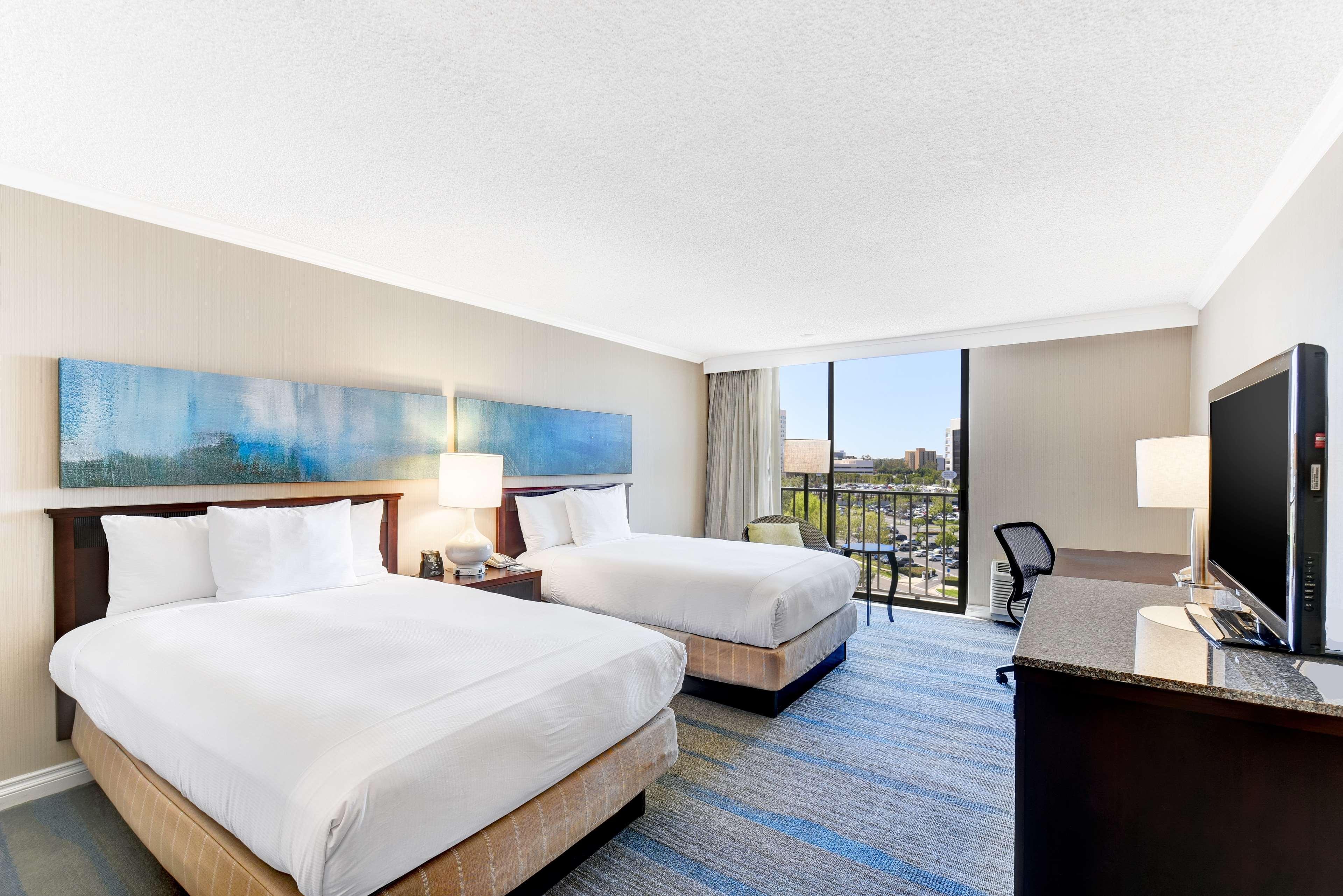 Hotel Hilton Irvine/Orange County Airport Exterior foto