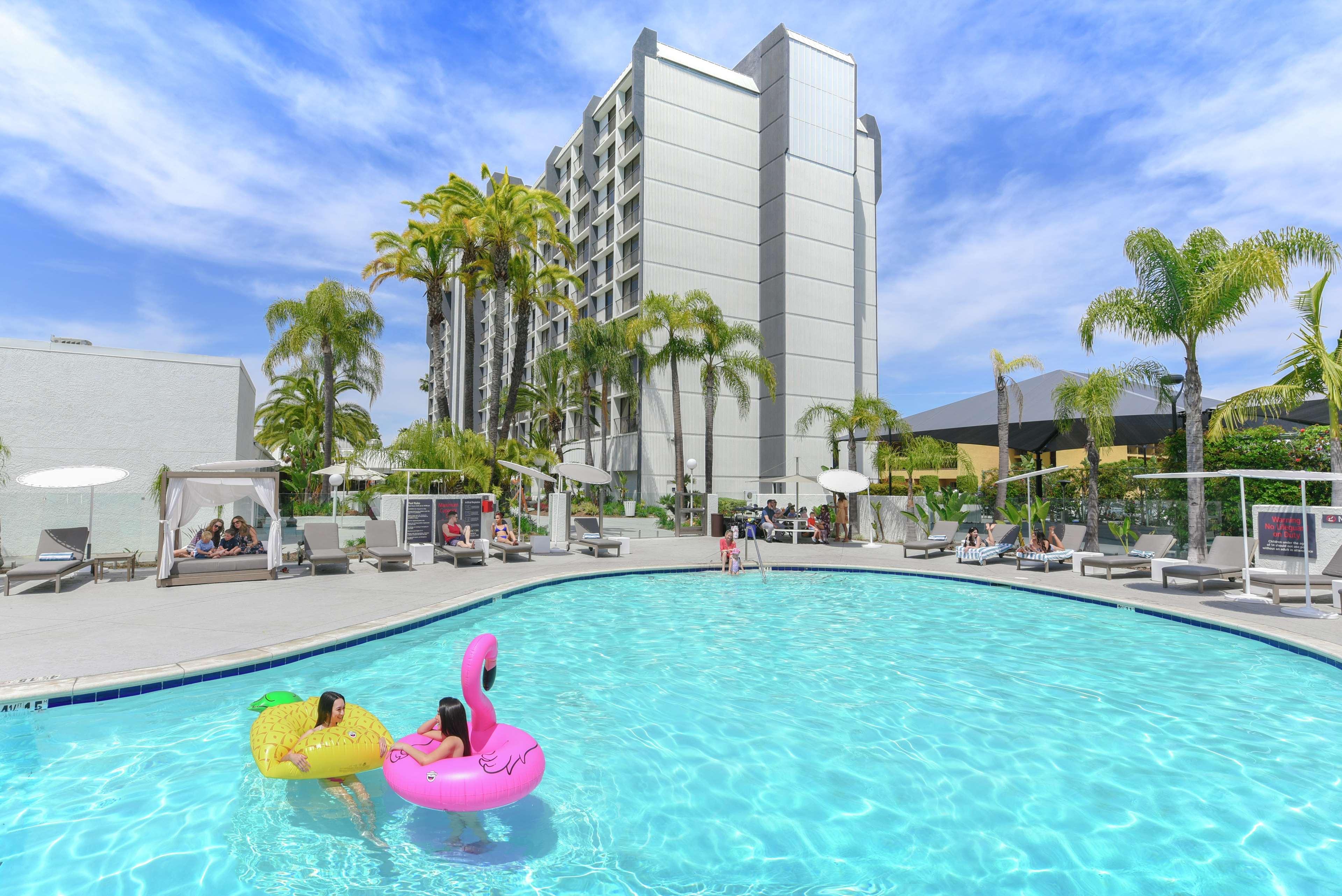 Hotel Hilton Irvine/Orange County Airport Exterior foto