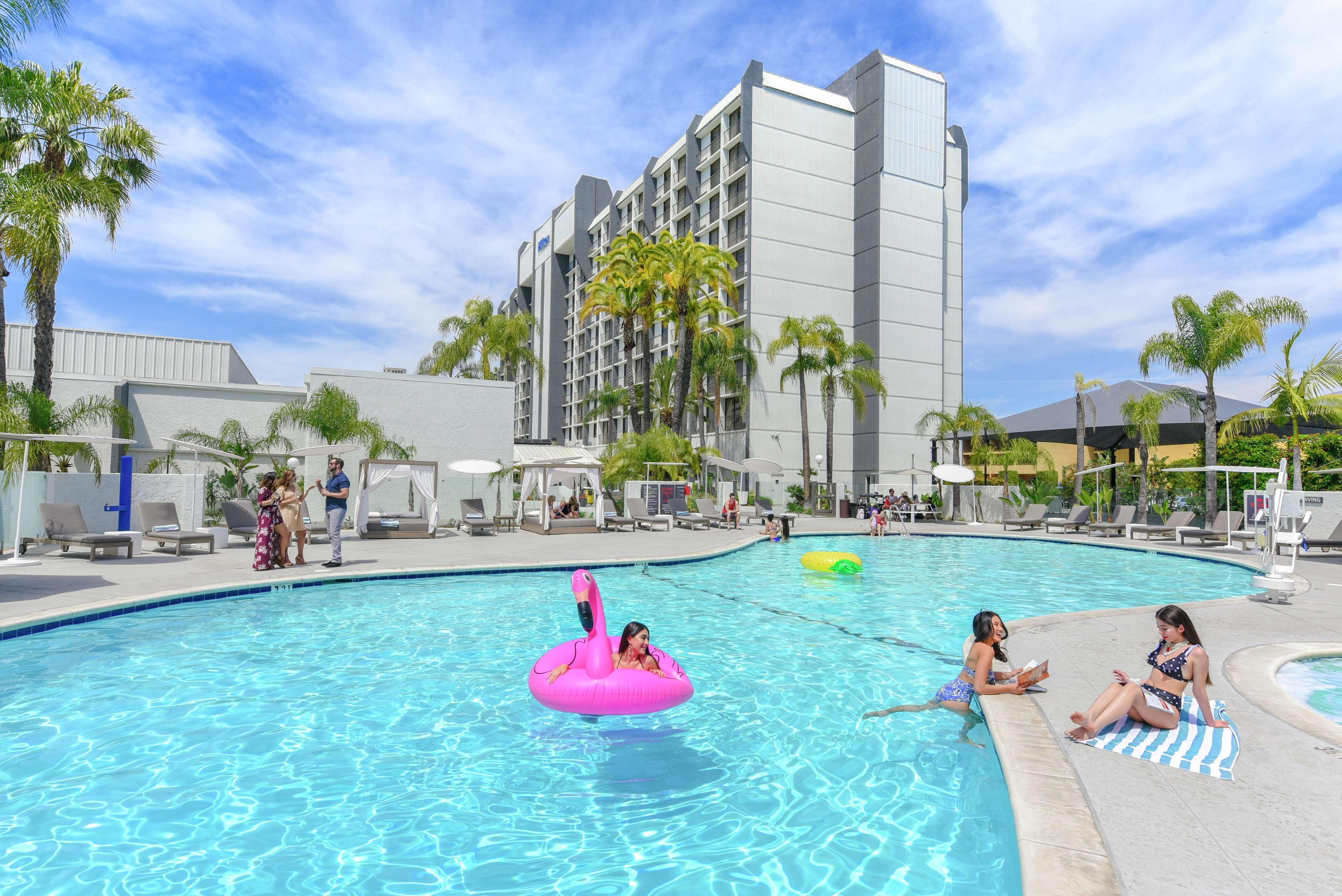 Hotel Hilton Irvine/Orange County Airport Exterior foto
