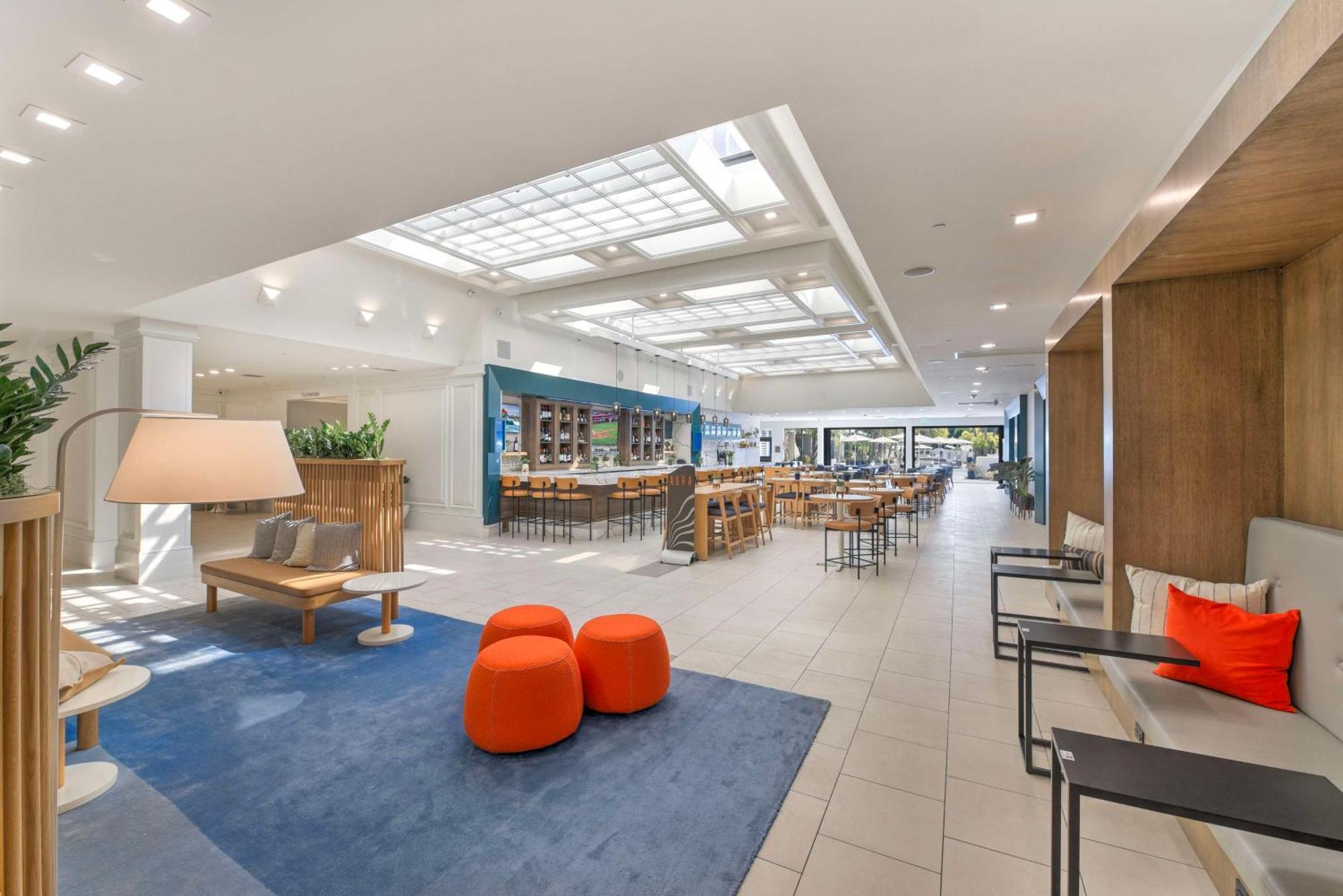 Hotel Hilton Irvine/Orange County Airport Exterior foto