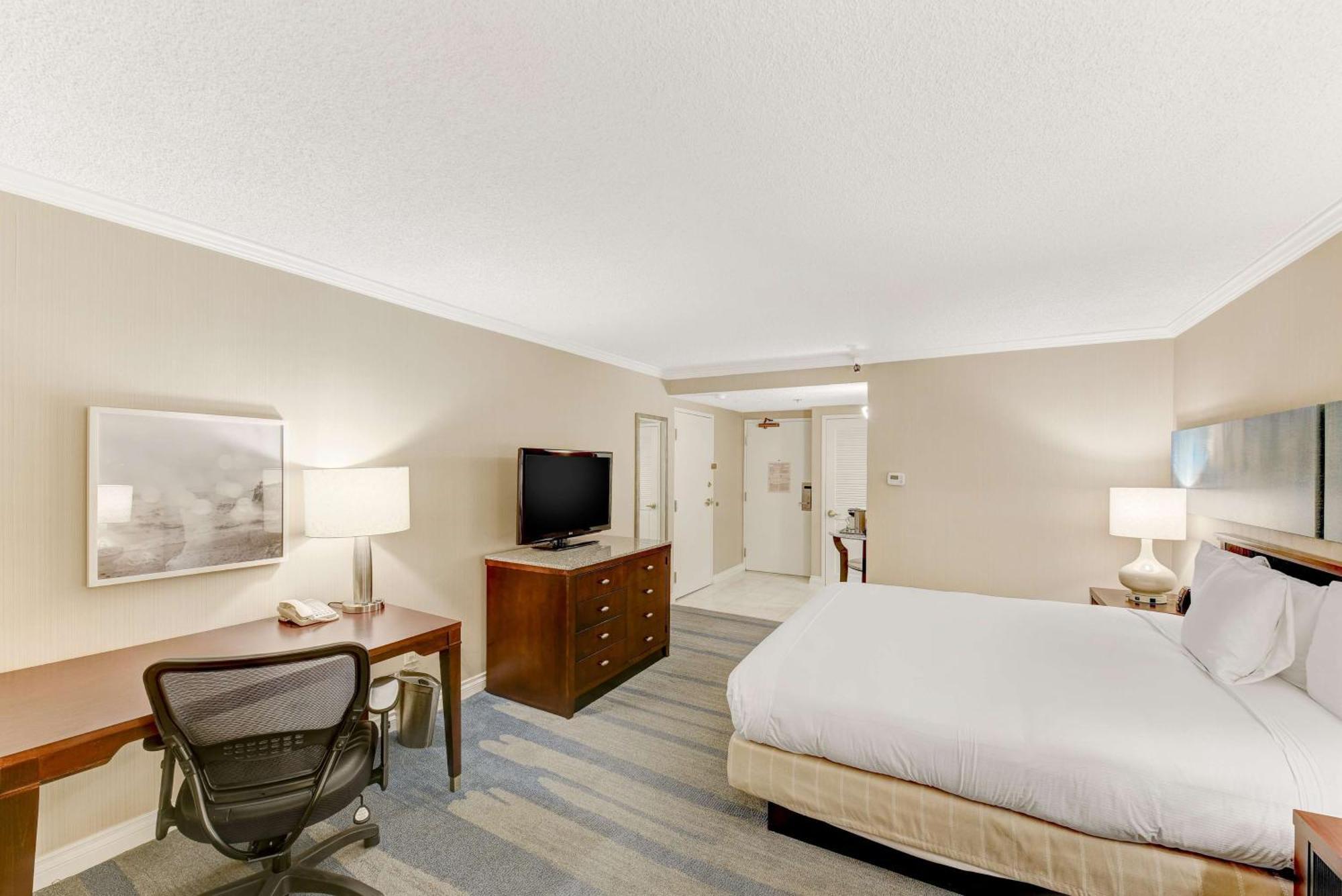 Hotel Hilton Irvine/Orange County Airport Exterior foto