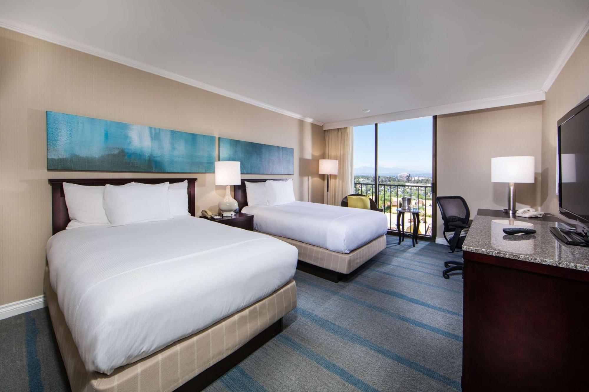 Hotel Hilton Irvine/Orange County Airport Exterior foto
